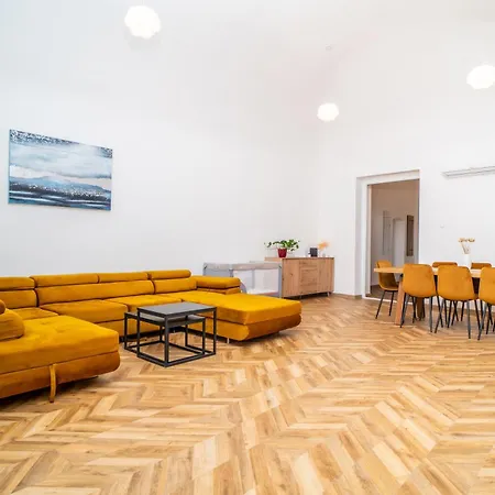 Luxapart Ii Beautiful Views With Breakfast Appartement Košice