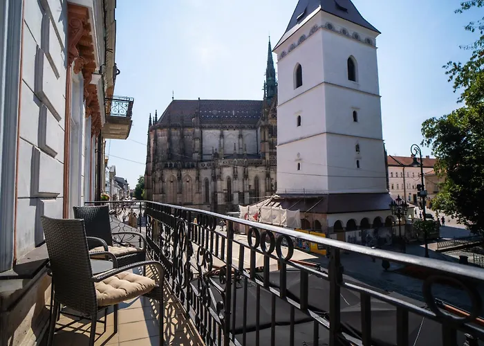 Apartman Luxapart Ii Beautiful Views With Breakfast *