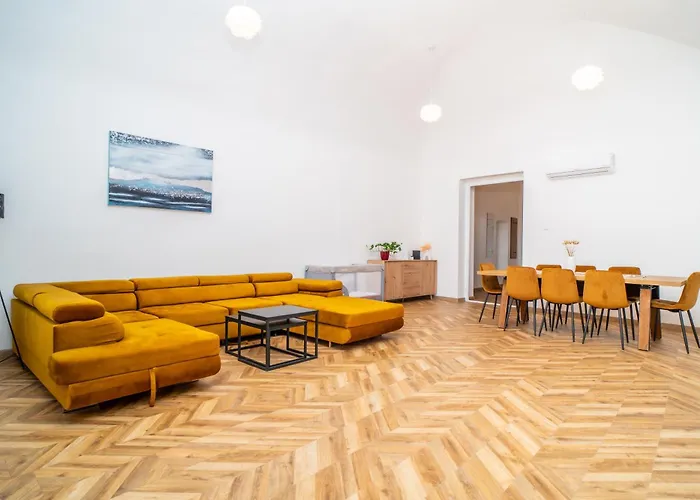 Luxapart Ii Beautiful Views With Breakfast Option Appartement Košice